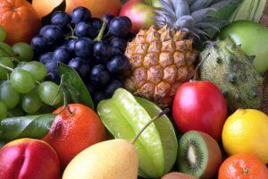 כמה פירות מותר לאכול בדיאטה