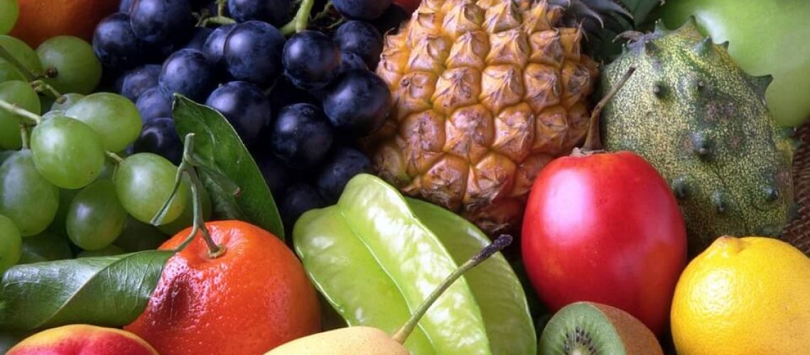כמה פירות מותר לאכול בדיאטה